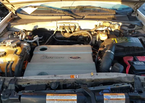 2006 Ford Escape Hybrid z USA, uszkodzony, nr VIN 1FMYU95H26KC28066